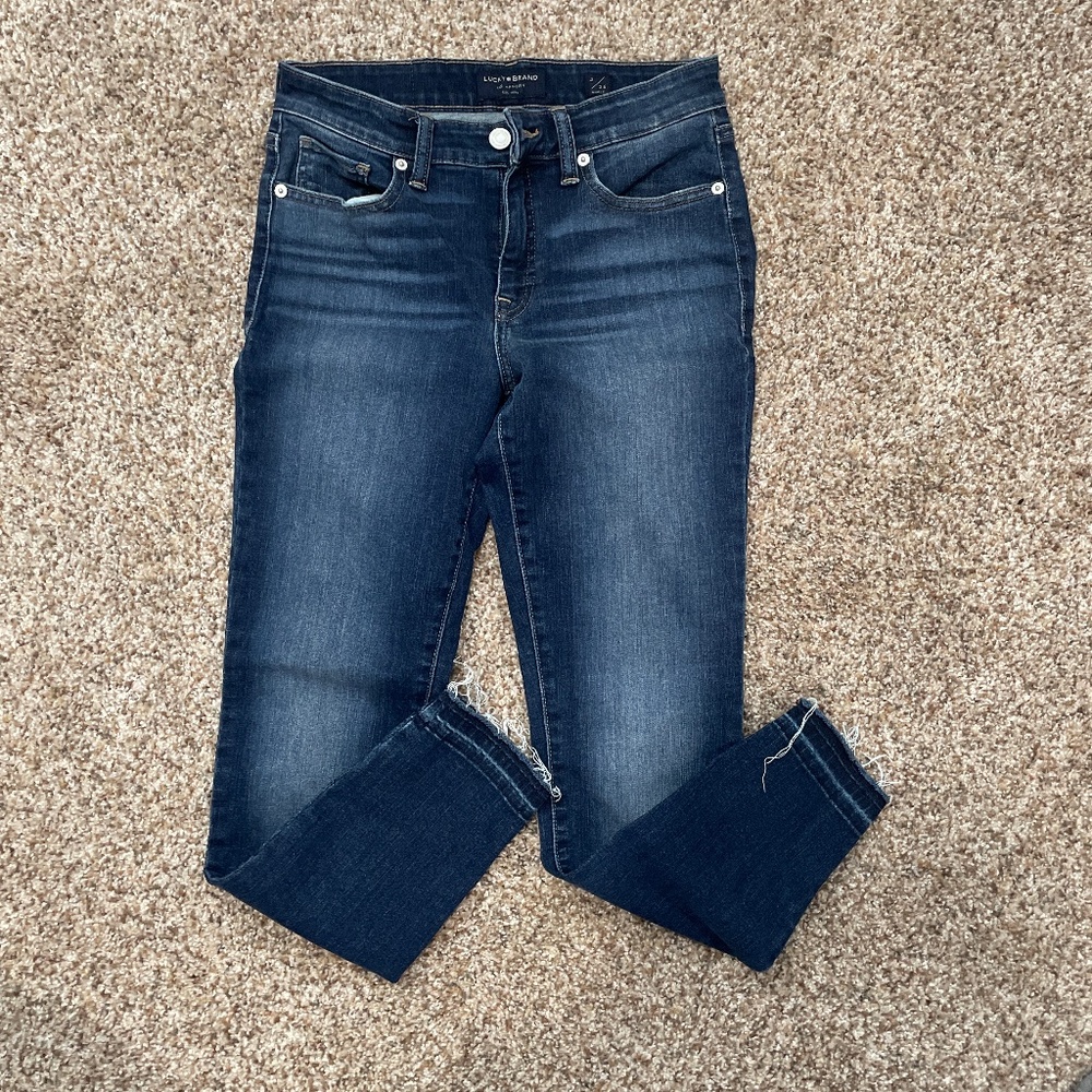 Lucky Brand size 2/26 women’s ankle jeans